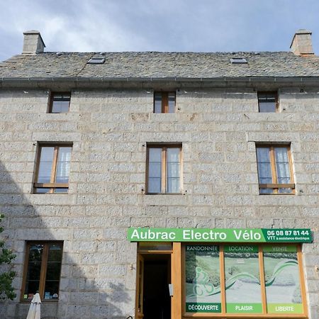 Village De Nasbinals Aubrac Electro Velo Exteriör bild